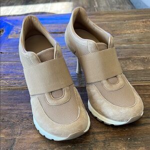 Women's Sneaker heel (Sneex)